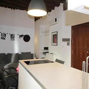 https://del-parque-flats-alvarez-suite.hotelsinnerja.org
